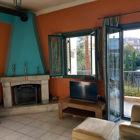 Stoupa Beachside Retro Apartment Exterior photo