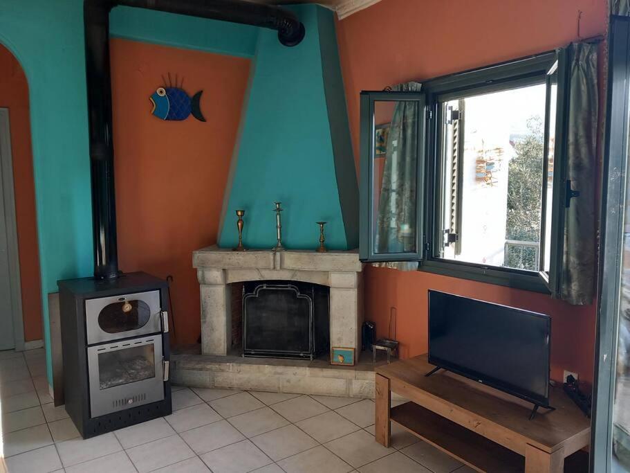 Stoupa Beachside Retro Apartment Exterior photo